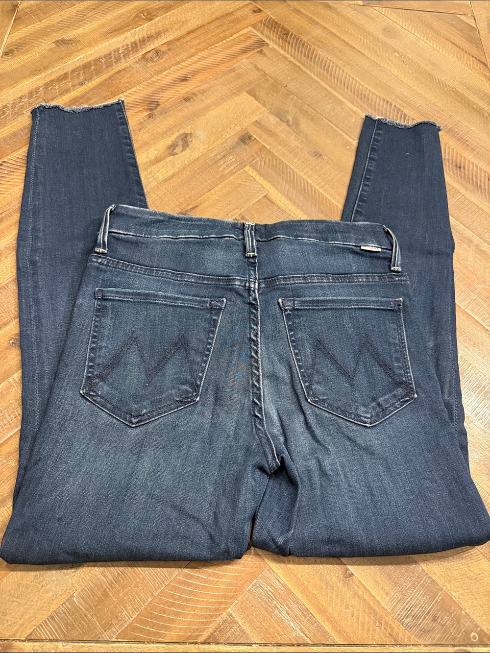 MOTHER Dark Blue Skinny Jeans with Signature Back Stitching
